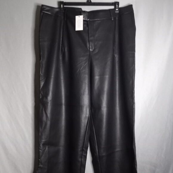 ELOQUII Women's Black Faux Leather Straight Leg with Split Hem Pants Size 22 NWT - Picture 1 of 11